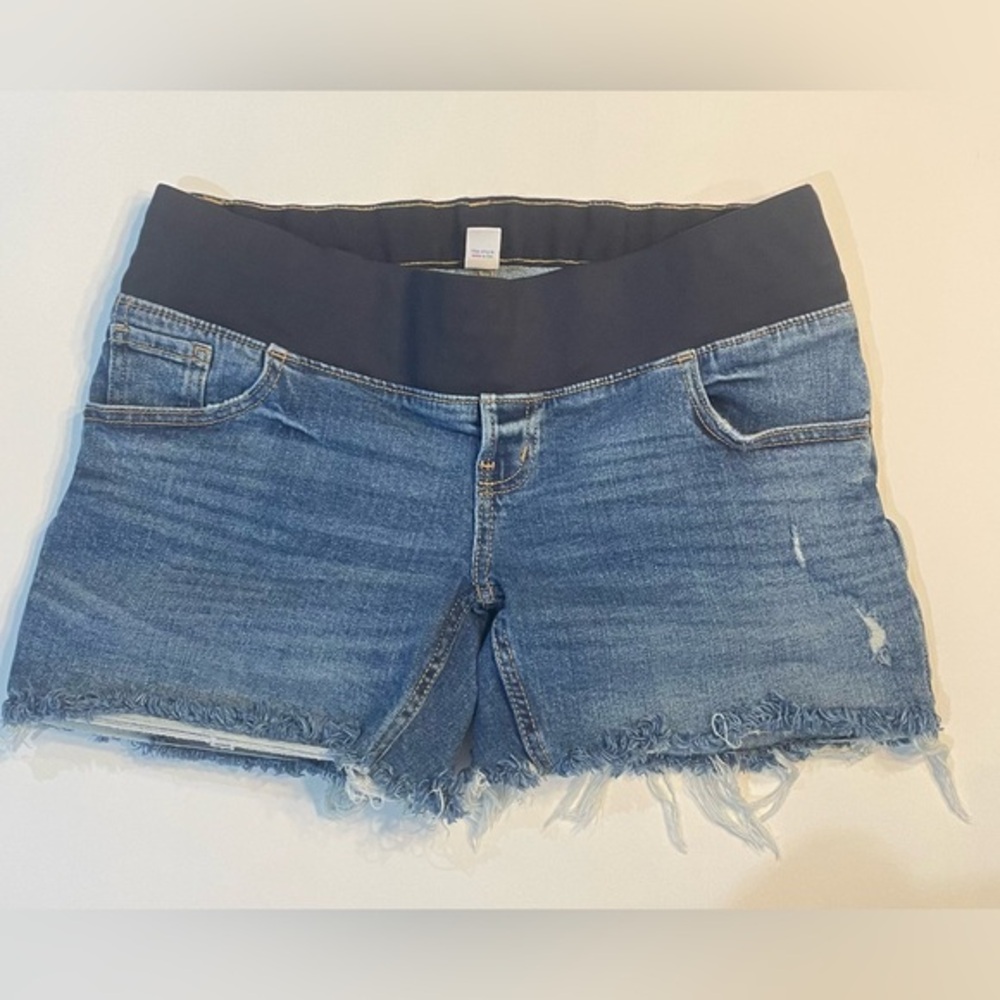 Maternity Old Navy Blue Jean Shorts with Frayed Hem